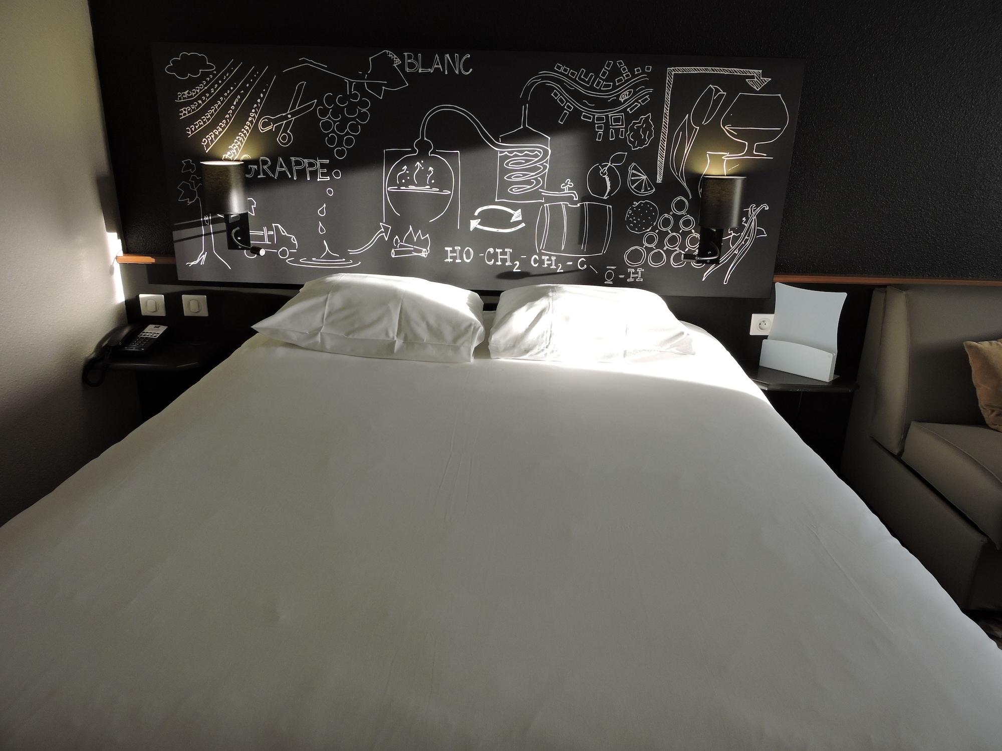 ไอบิส สไตล์ โกญัค Hotel Chateaubernard ภายนอก รูปภาพ
