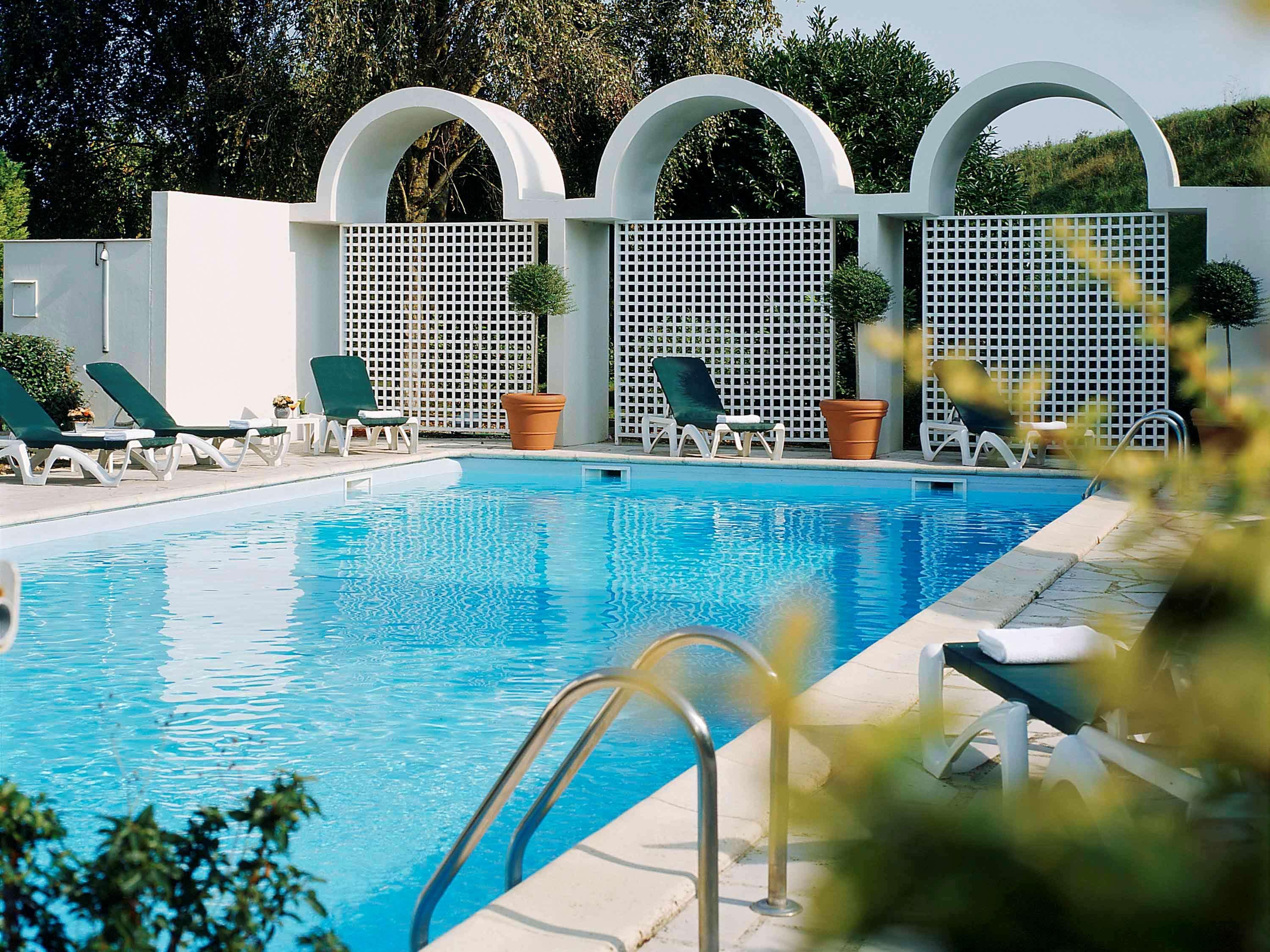 ไอบิส สไตล์ โกญัค Hotel Chateaubernard ภายนอก รูปภาพ