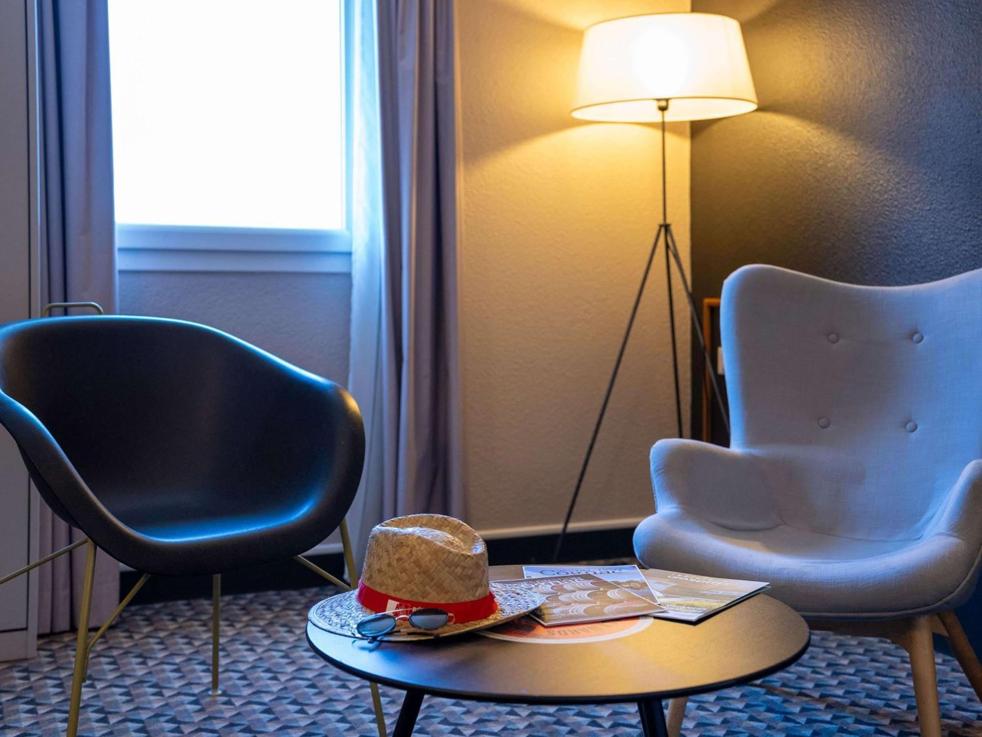 ไอบิส สไตล์ โกญัค Hotel Chateaubernard ภายนอก รูปภาพ